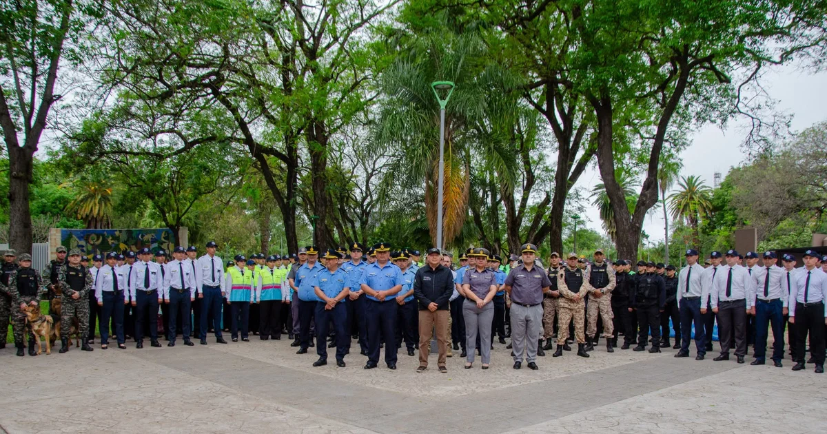 Foto oficial: SEGURIDAD PUSO EN MARCHA EL OPERATIVO CAMINANTE CON 460 FUTUROS EFECTIVOS EN LAS CALLES
