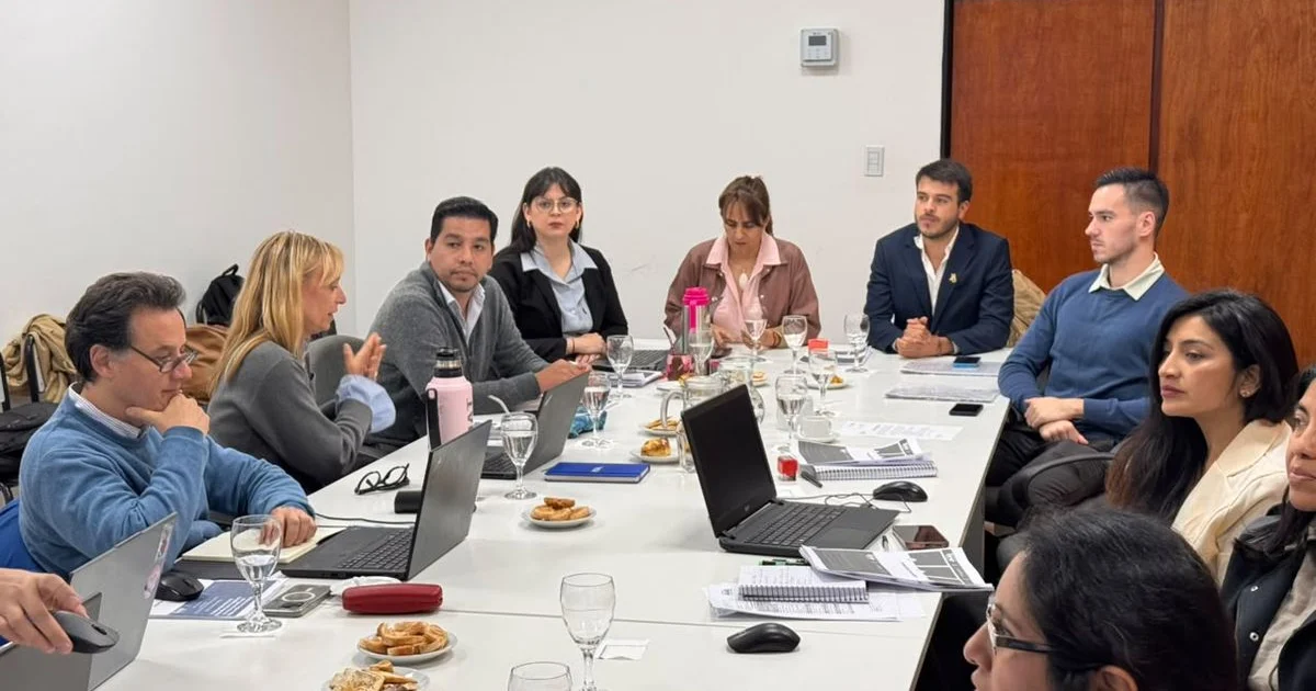 Official photo: Educación, Hacienda y el BCIE realizaron una jornada de revisión del programa PROMACE