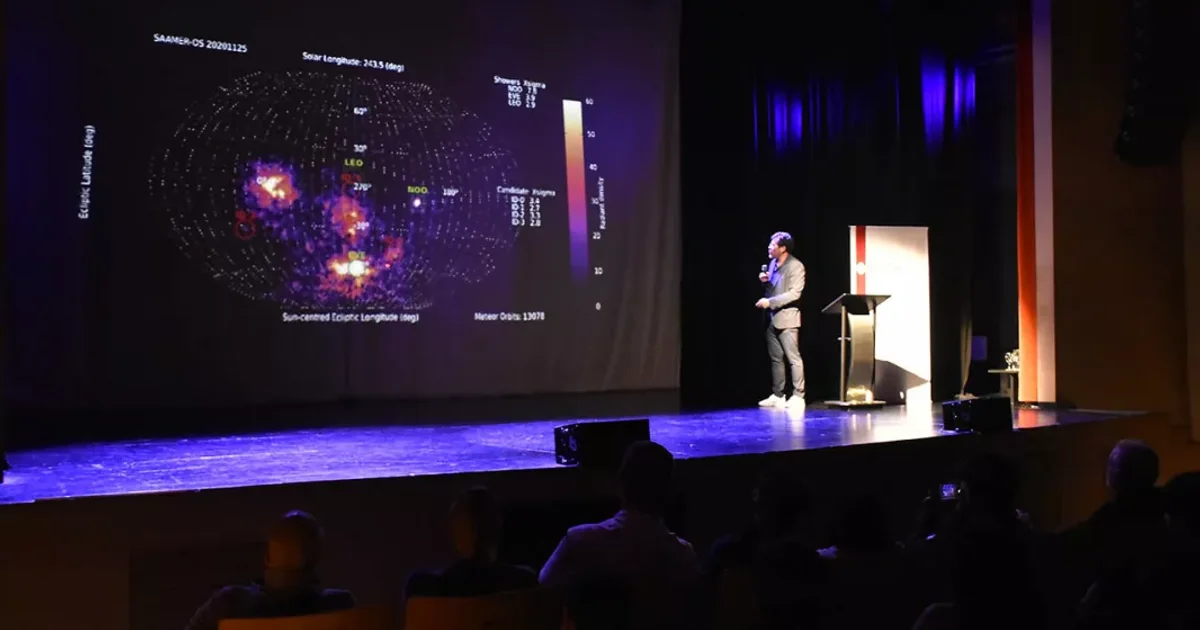 Foto oficial: Más de 240 personas participaron de la charla del científico argentino de la NASA Diego Janches en Salta