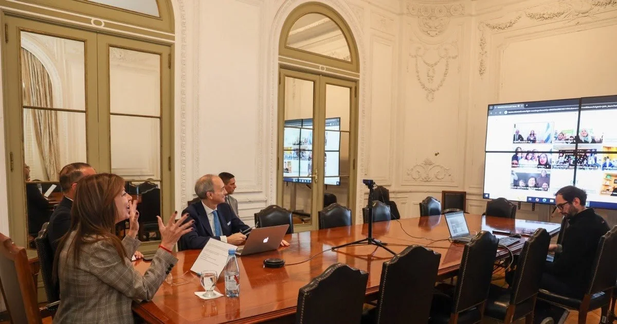 To curb Clarín's monopoly, Milei forced Telecom to hand over 6 million phone users to Metrotel