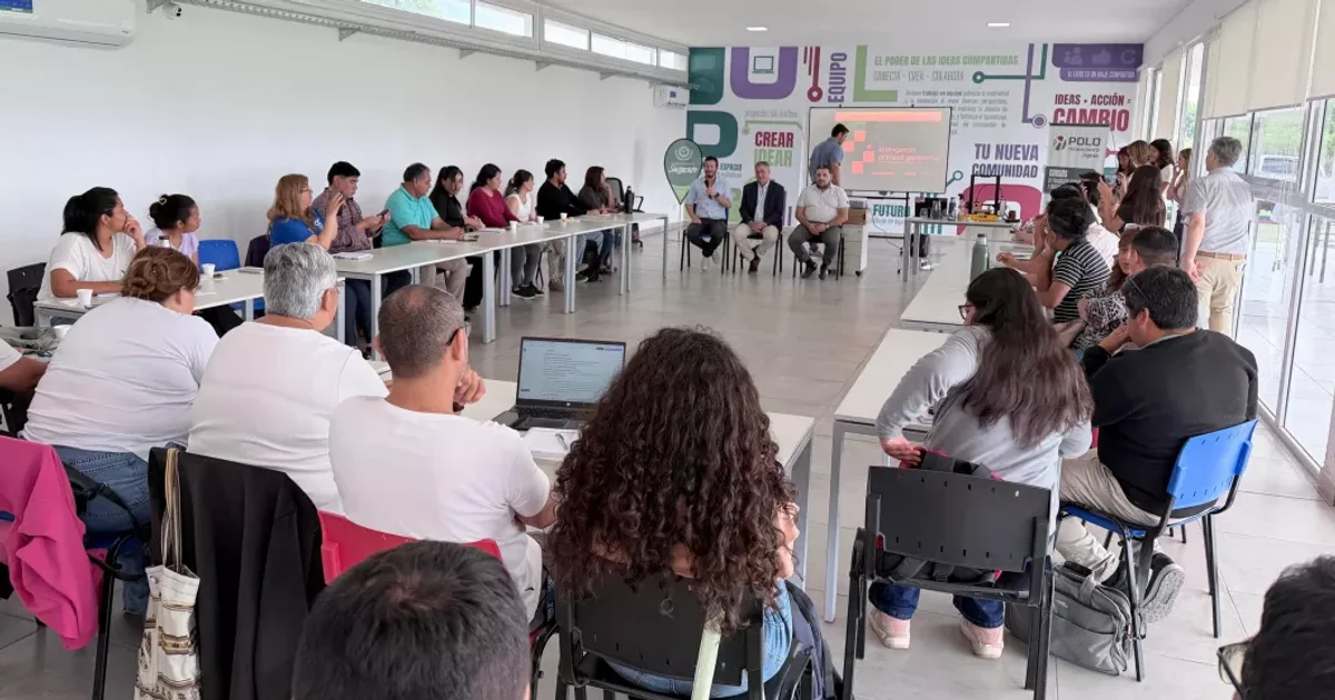 Official photo: Referentes salteños de Puntos Digitales se capacitaron en robótica, impresión 3D e inteligencia artificial