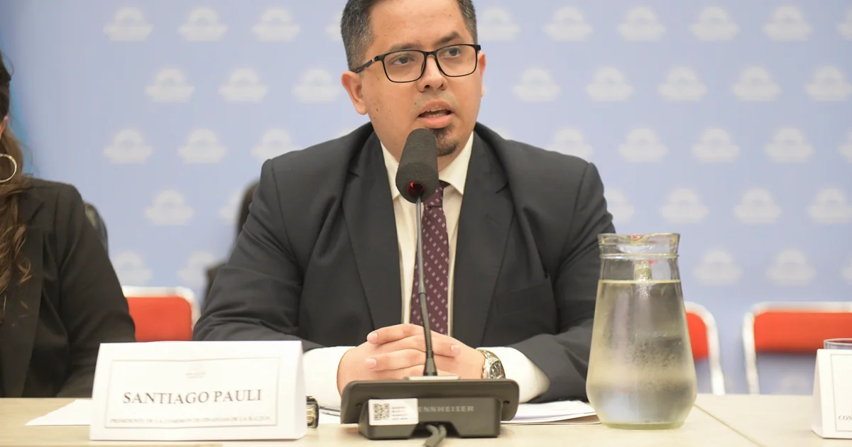 Foto oficial: FINANZAS Y DEFENSA DEL CONSUMIDOR EMITIÓ DICTAMEN SOBRE ENDEUDAMIENTO EN EL SISTEMA DE CRÉDITO