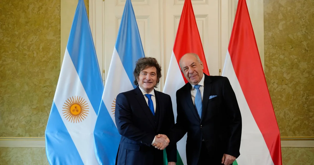 Milei reconoce errores en la gestión económica y la oposición responde