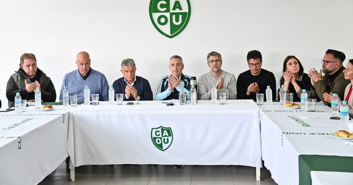 Bonaerense Games: Larroque delivered medals and gathered representatives from clubs