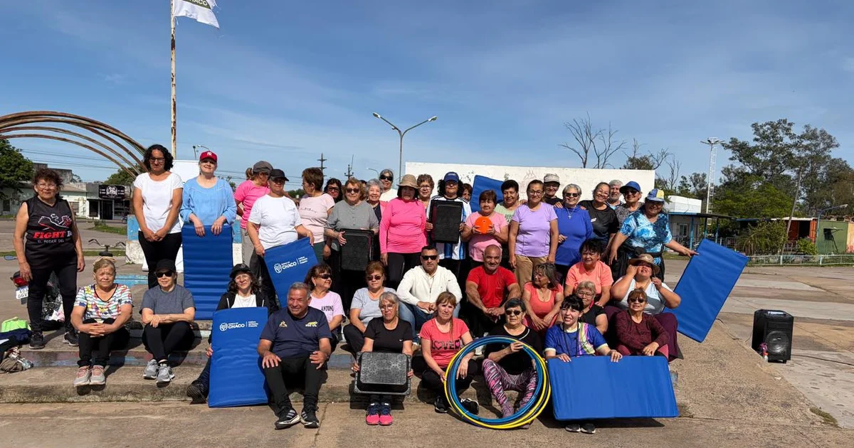 Foto oficial: EL INSTITUTO DEL DEPORTE FORTALECE LAS ACTIVIDADES DEL PROGRAMA DE SALUD CARDIOVASCULAR EN CENTROS DE SALUD