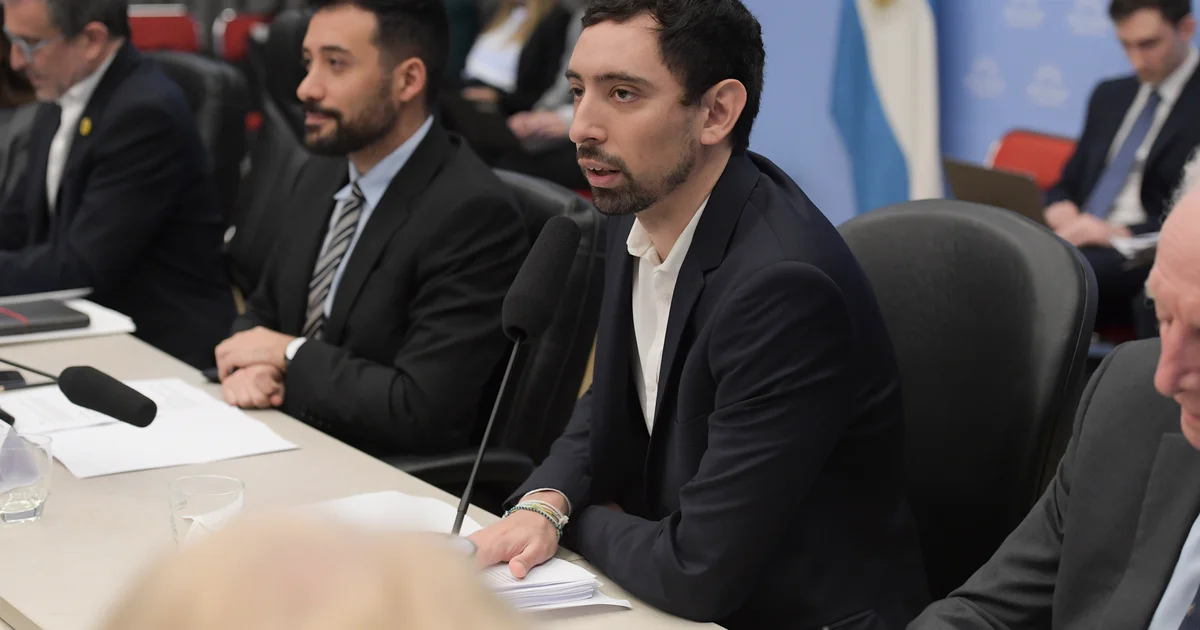 Official photo: FUNCIONARIOS DEL MINISTERIO DE DESREGULACIÓN EXPUSIERON ACERCA DE LOS ALCANCES DEL PRESUPUESTO 2027