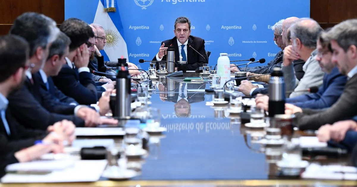 Sergio Massa y Kicillof critican la morosidad económica
