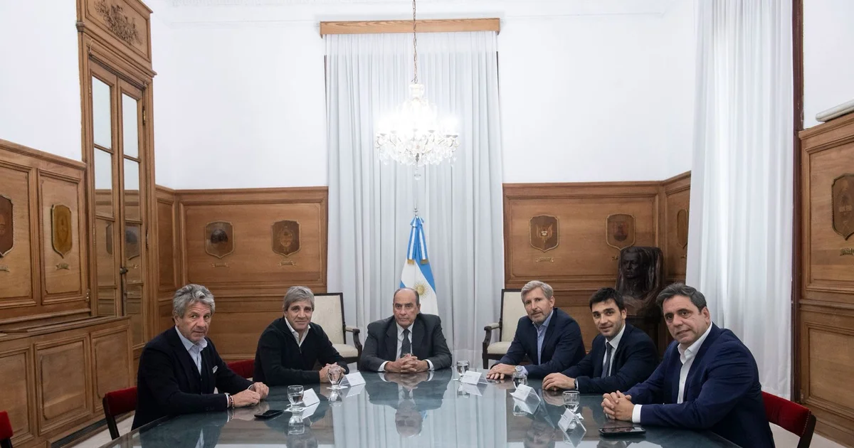 The government signed agreements with Chubut and Entre Ríos under the new simplified income tax regime