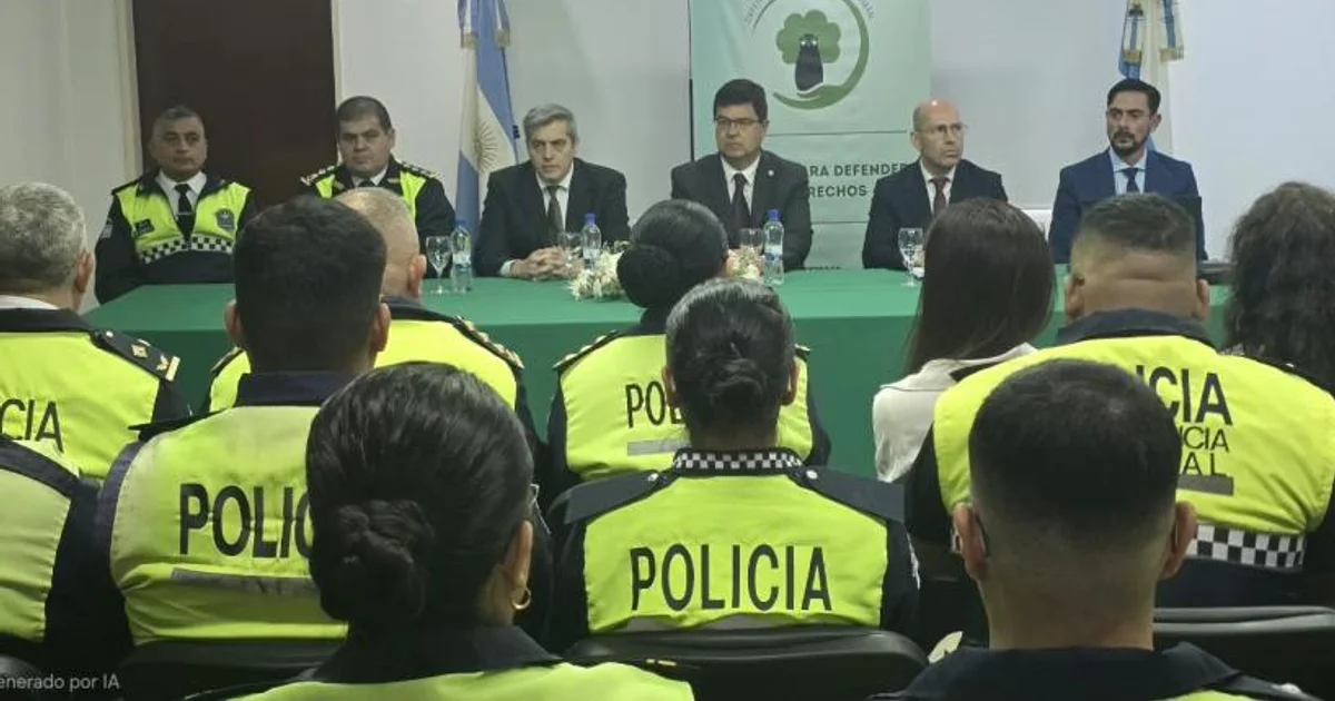Official photo: Continúa el ciclo de capacitación sobre antiterrorismo y extremismos violentos