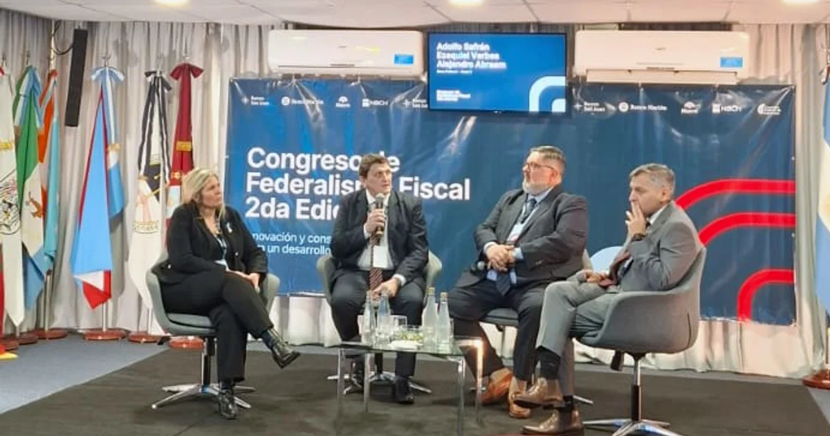 Official photo: HACIENDA: EN EL MARCO DE LA SEGUNDA EDICIÓN DEL CONGRESO DE FEDERALISMO FISCAL, LAS PROVINCIAS Y NACIÓN DISCUTIERON REFORMAS EN EL RÉGIMEN DE COPARTICIPACIÓN FEDERAL DE IMPUESTOS