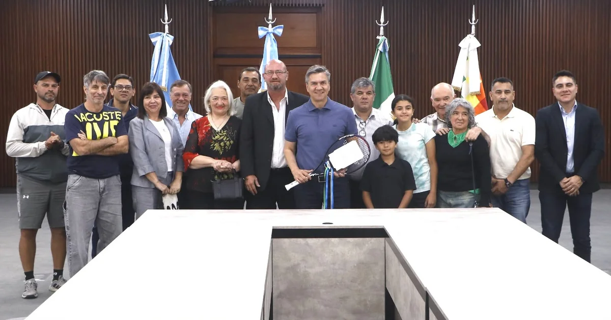 Foto oficial: ZDERO ENTREGÓ UN PREDIO A LA FUNDACIÓN CHACO TENNIS PARA IMPULSAR EL DEPORTE Y LA INCLUSIÓN