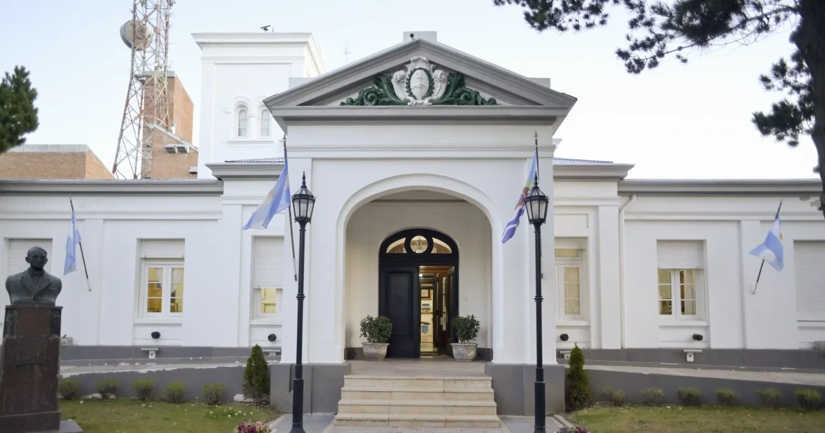 Foto oficial: El Gobierno de Santa Cruz expresó sus condolencias a la familia de José y Leo