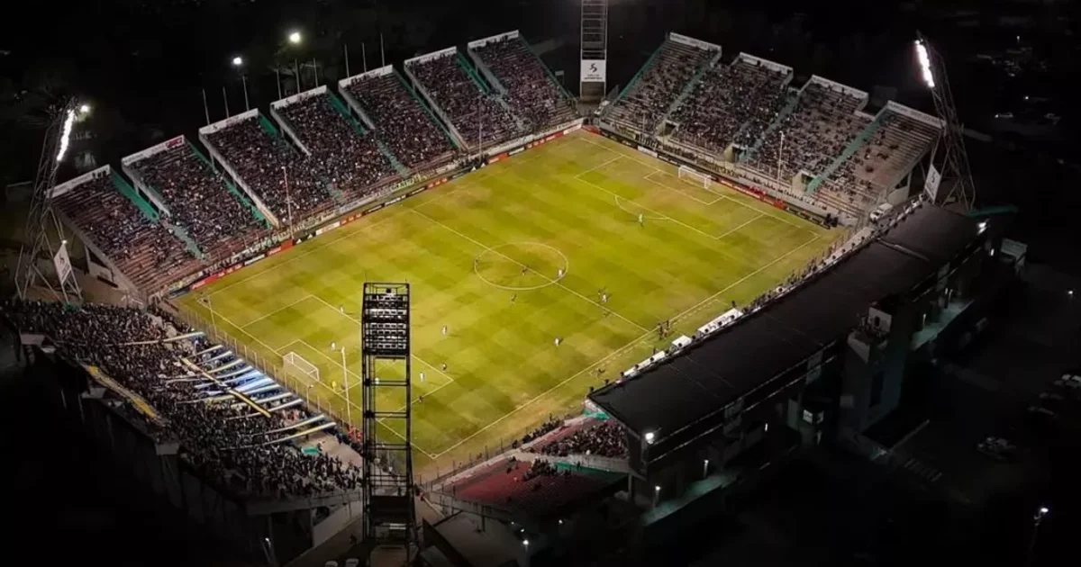 Official photo: Mañana inicia la venta de entradas para la semifinal de la Copa Argentina en Salta