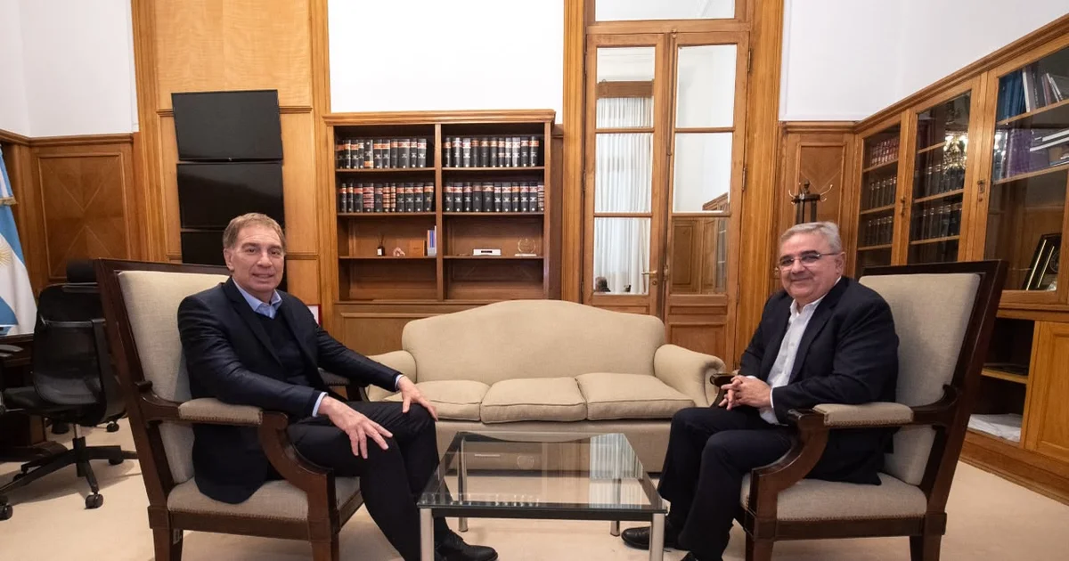 Santilli se reunió con el gobernador Jalil en Casa Rosada