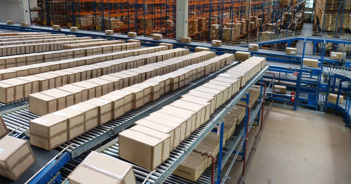 Mercado Libre, con nuevo depósito en el interior: llegarán 5 vuelos semanales con pedidos