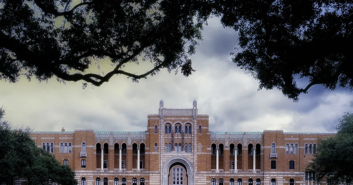 Sergio Massa met with university officials at UNSAM and criticized Milei's cuts
