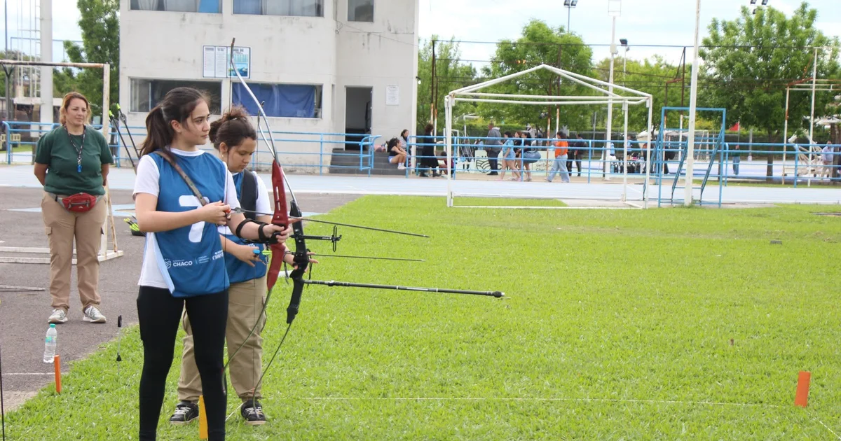 Foto oficial: LA DELEGACIÓN DE “CHACO JUEGA 2026” VIAJA A MAR DEL PLATA PARA COMPETIR A NIVEL NACIONAL