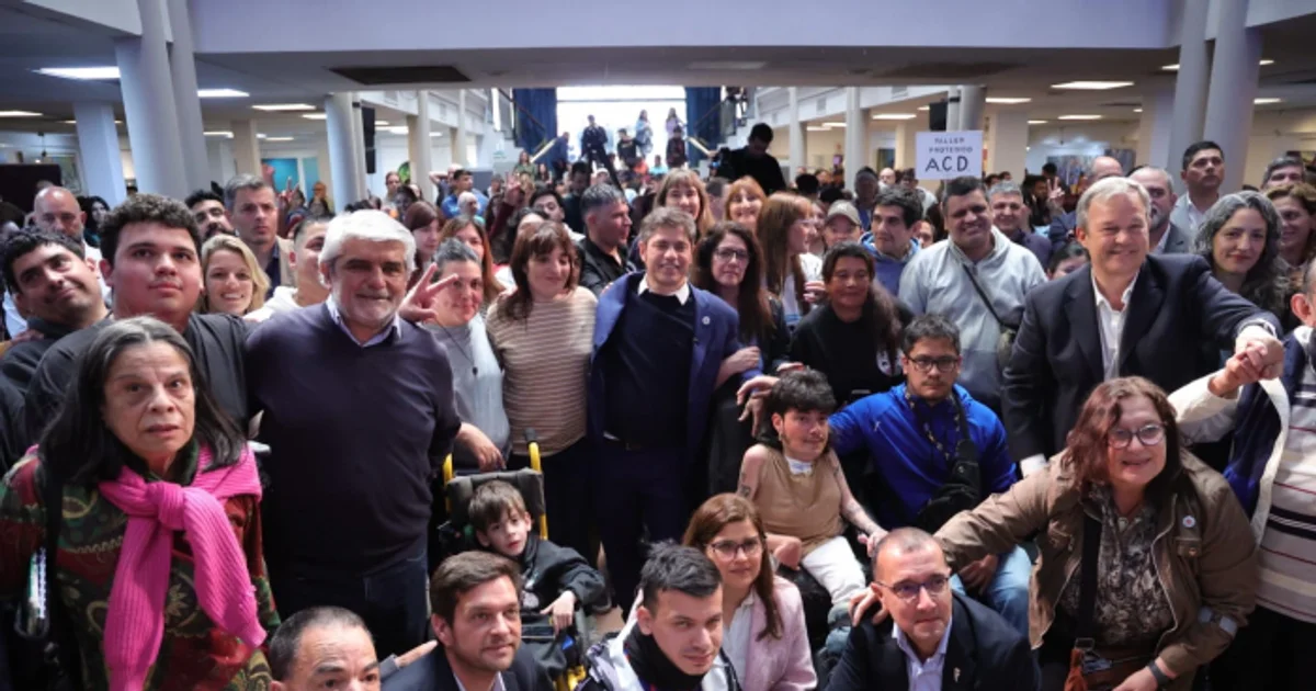 Debate sobre la gestión económica del gobierno entre Javier Milei y la oposición